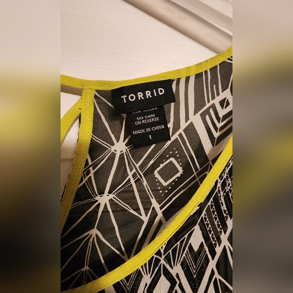 Torrid printed blouse
